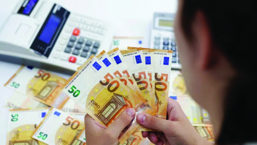 Rezervat devizore në tetor u rritën për 568.9 milionë euro