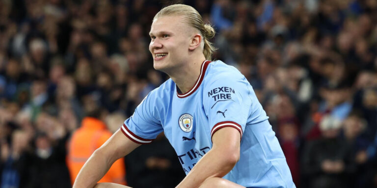 Erling-Haaland-celebrates-his-record-breaking-goal-for-Manchester-City-e1731183632220.jpg