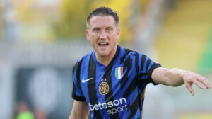 piotr-zielinski-inter-2024-2425-1725532705-147286.jpg