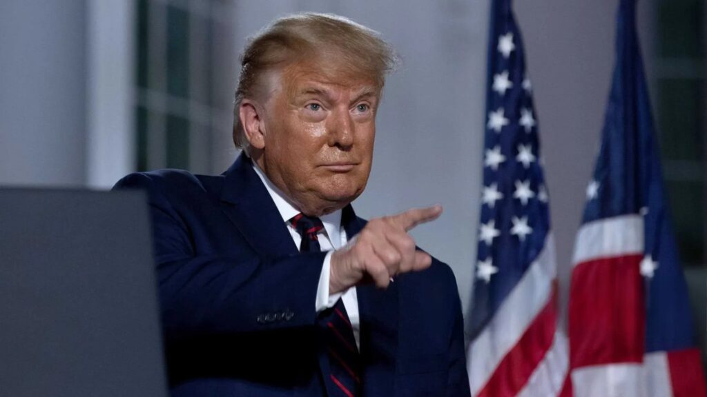 trump-shutterstock-gID_7.png@web.jpg