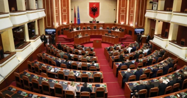 Kuvendi1-770x403-1.webp.webp