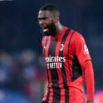 fikayo-tomori-pictured-while-representing-ac-milan-in-serie-a-game-against-napoli.jpg