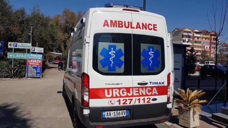 ambulance-123_sd.jpg