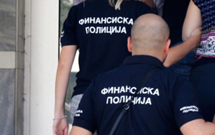 finansiska-policija-karpos-32233293290-696x437-1.jpg