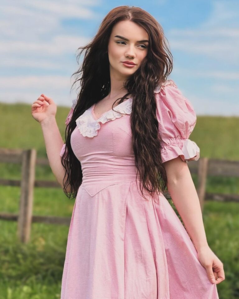 sara-b.jpg
