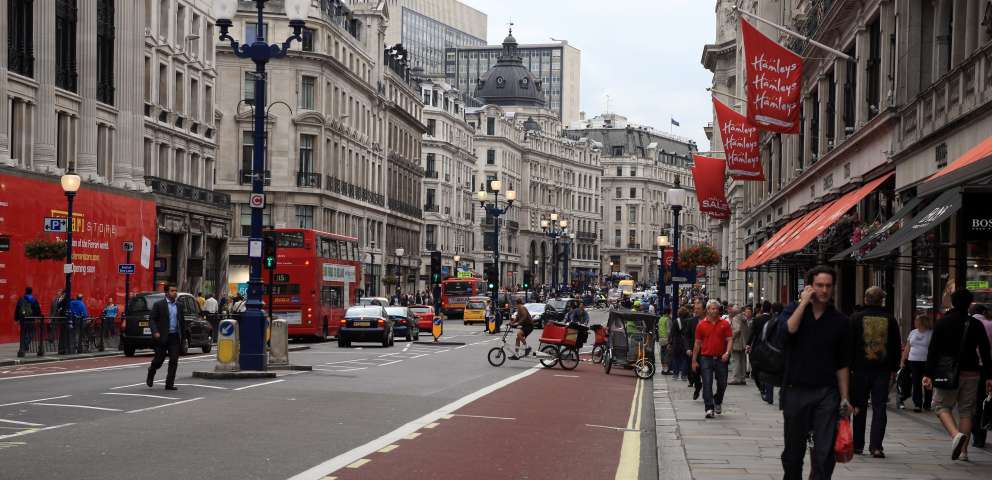 big-oxford-street-sz2u.jpg