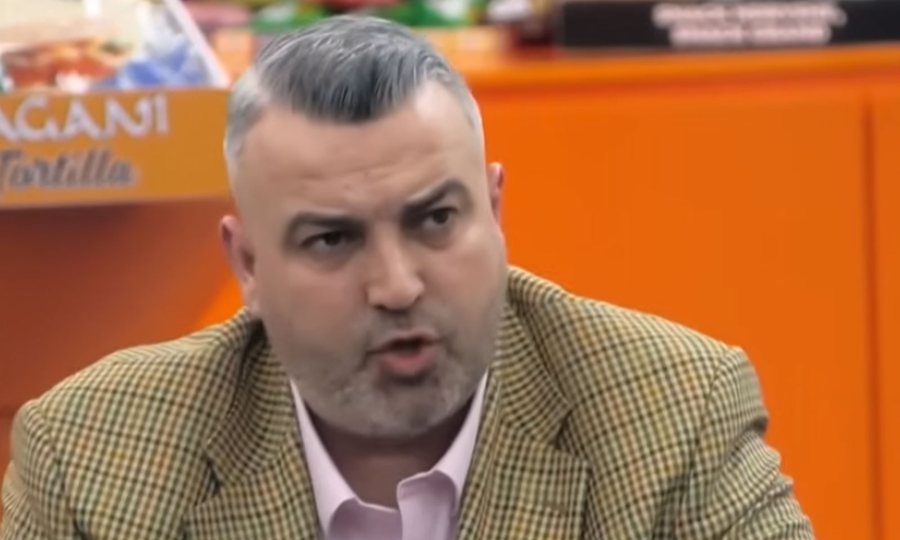 Prej vitesh nuk flet me të vëllain/ Rogerti bën rrëfimin në BBV: “E kam bullizuar…”