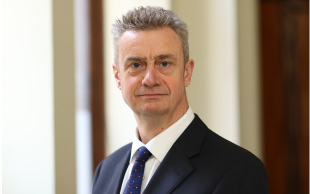 Ambasadori britanik thotë se NATO-ja është kyç për të ardhmen e Kosovës