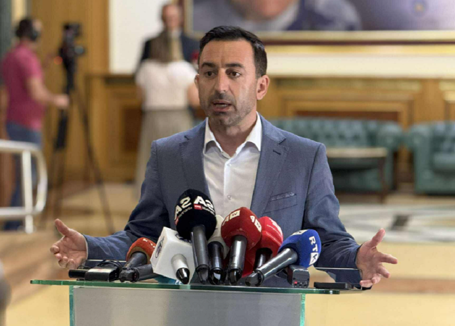 Basha sot mbledh krerët e partive