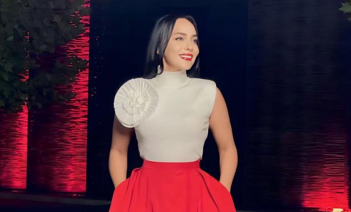 Gresa Pallaska sjell momentin më të ëmbël me qenushin e saj