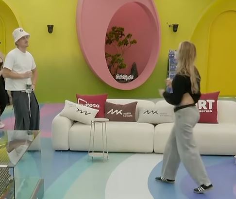 Sa herë po të shoh po dukesh më i bukur