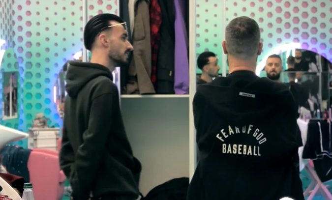 Ke fjetur me vajzën tënde i bie? S’të vjen turp