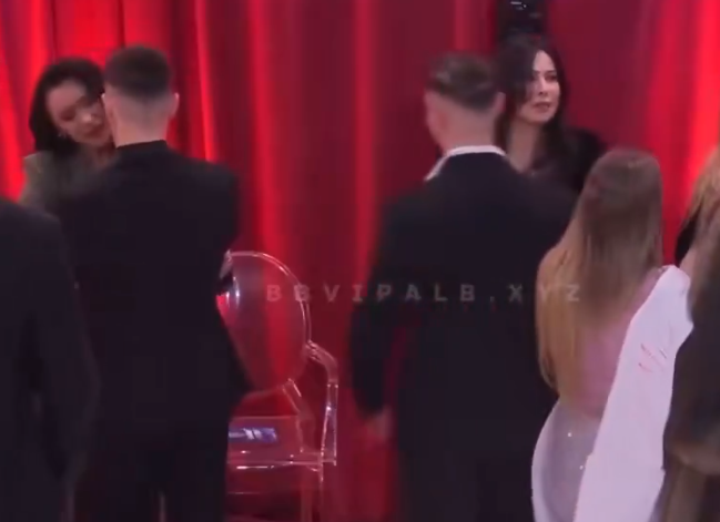 Takimi i DJ Gimbos me Egli Takon, çfarë u tha mes tyre?