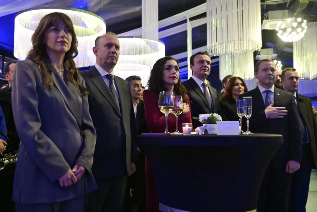 Kurti: Ne mbijetuam me një zemër të madhe dhe të hapur, duke ruajtur bujarinë shpirtërore dhe gatishmërinë për të ecur përpara