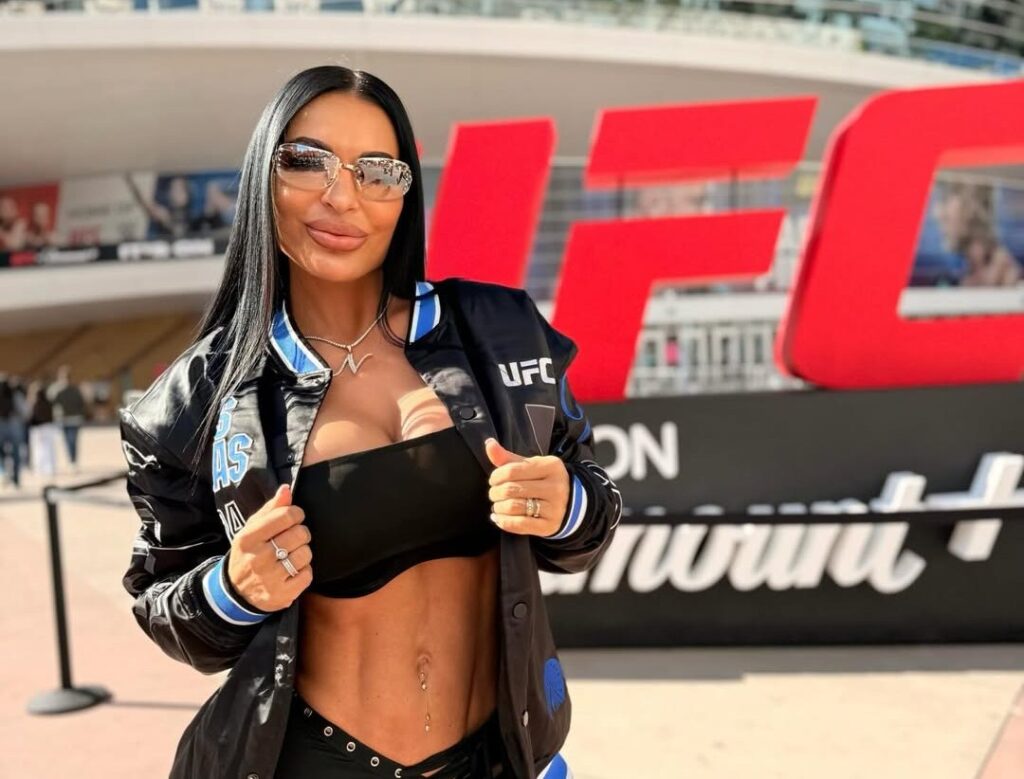 Nadine e ‘kuqe si flakë’, foto që të lë pa fjalë!