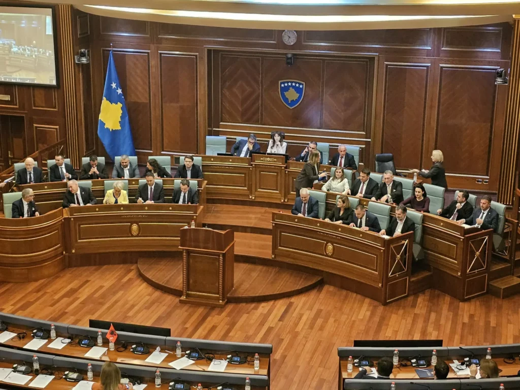 Votohet Qeveria “Kurti 3” – KosovaNews